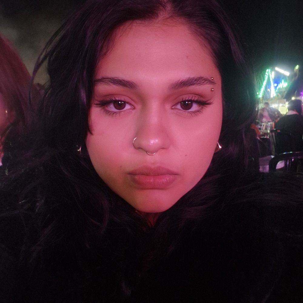 Yas