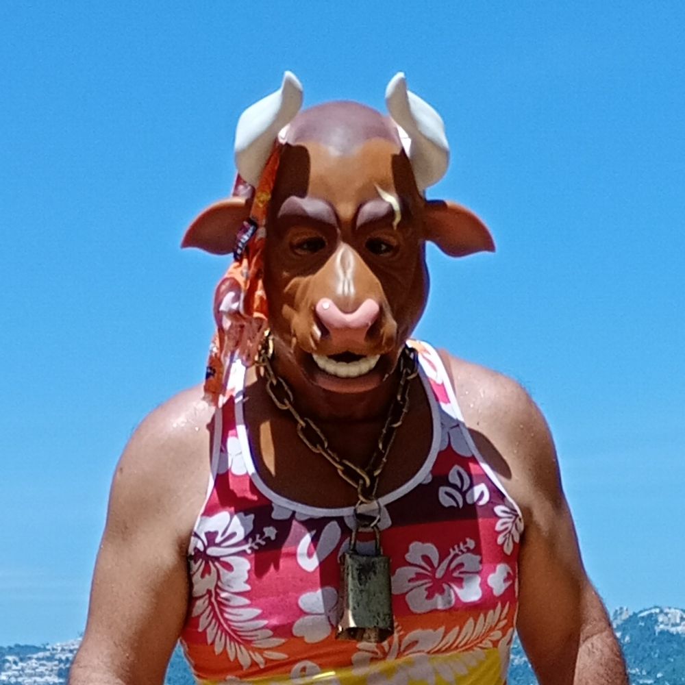 🐂 Gauro Bull / Milkyo Pup 🐾