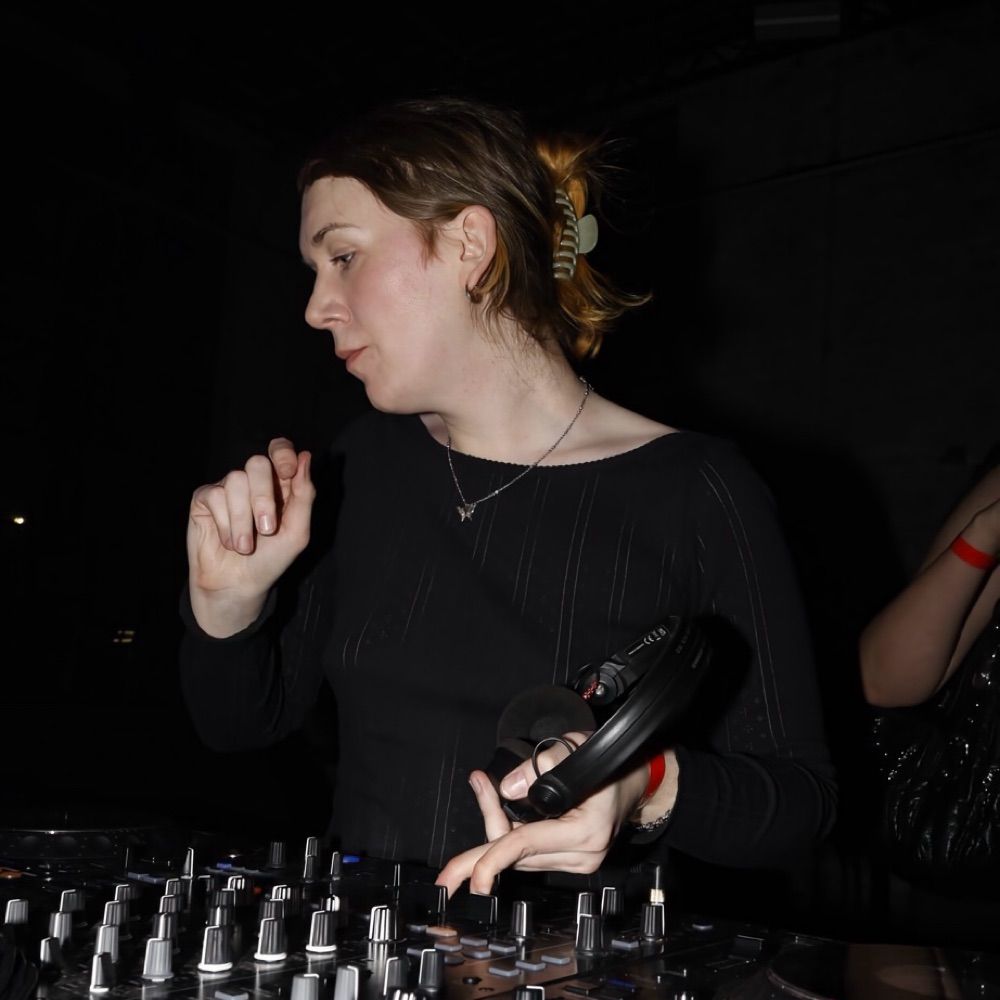 Eva Loveless