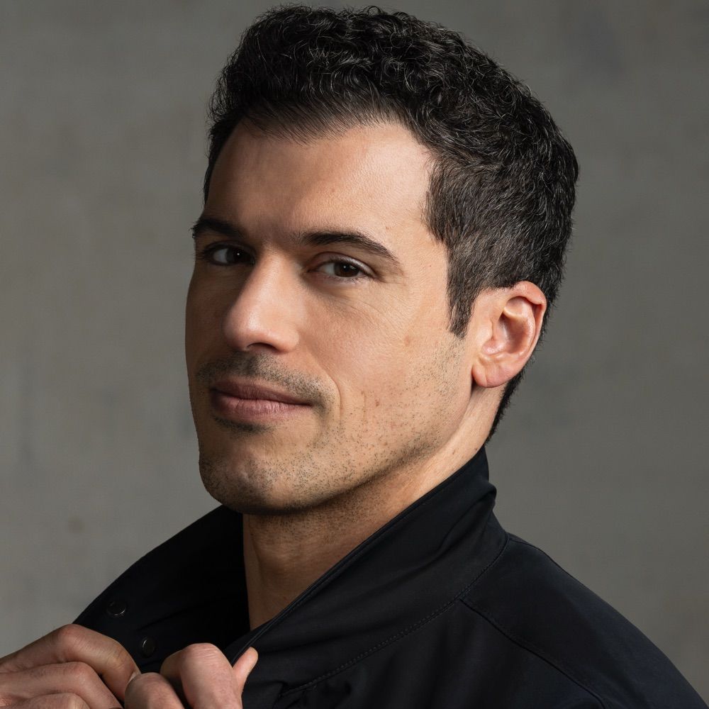 Gio Benitez