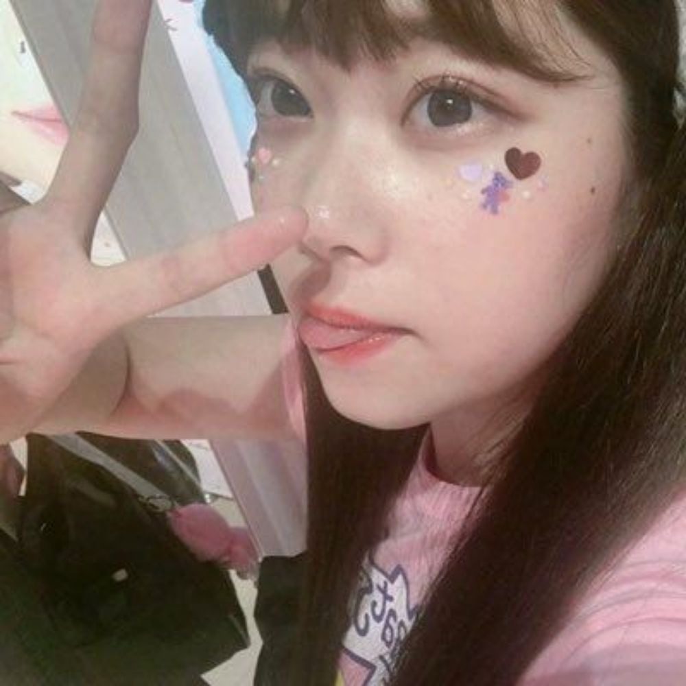 anna ૮₍˶ •. • ⑅₎ა ♡