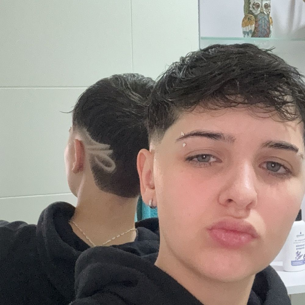 Manu Rosaa🌹