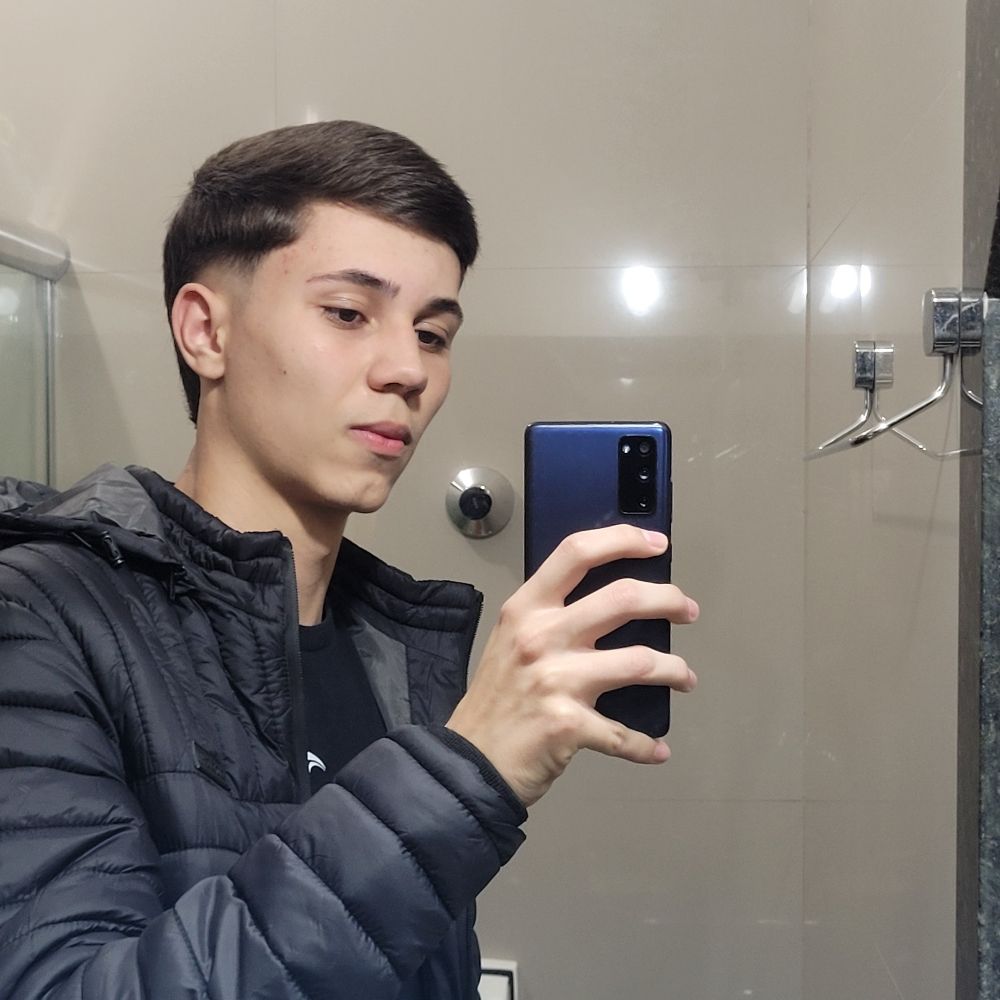 Gustavo Melo