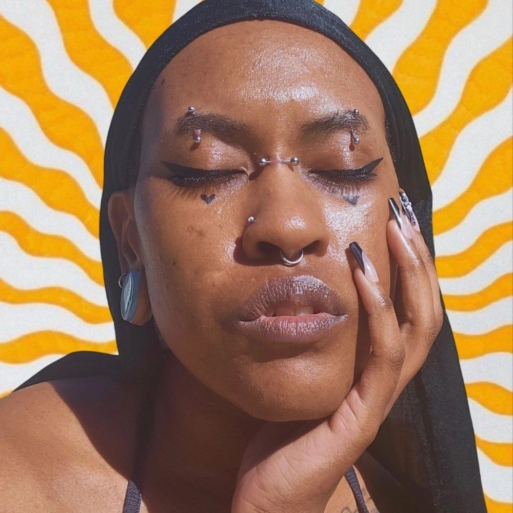 Raven-Mickaela 🌻🌱☀️