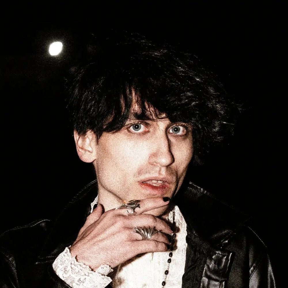 Pallid