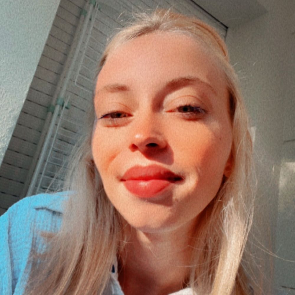 🌜𝙴𝚕𝚘🌛