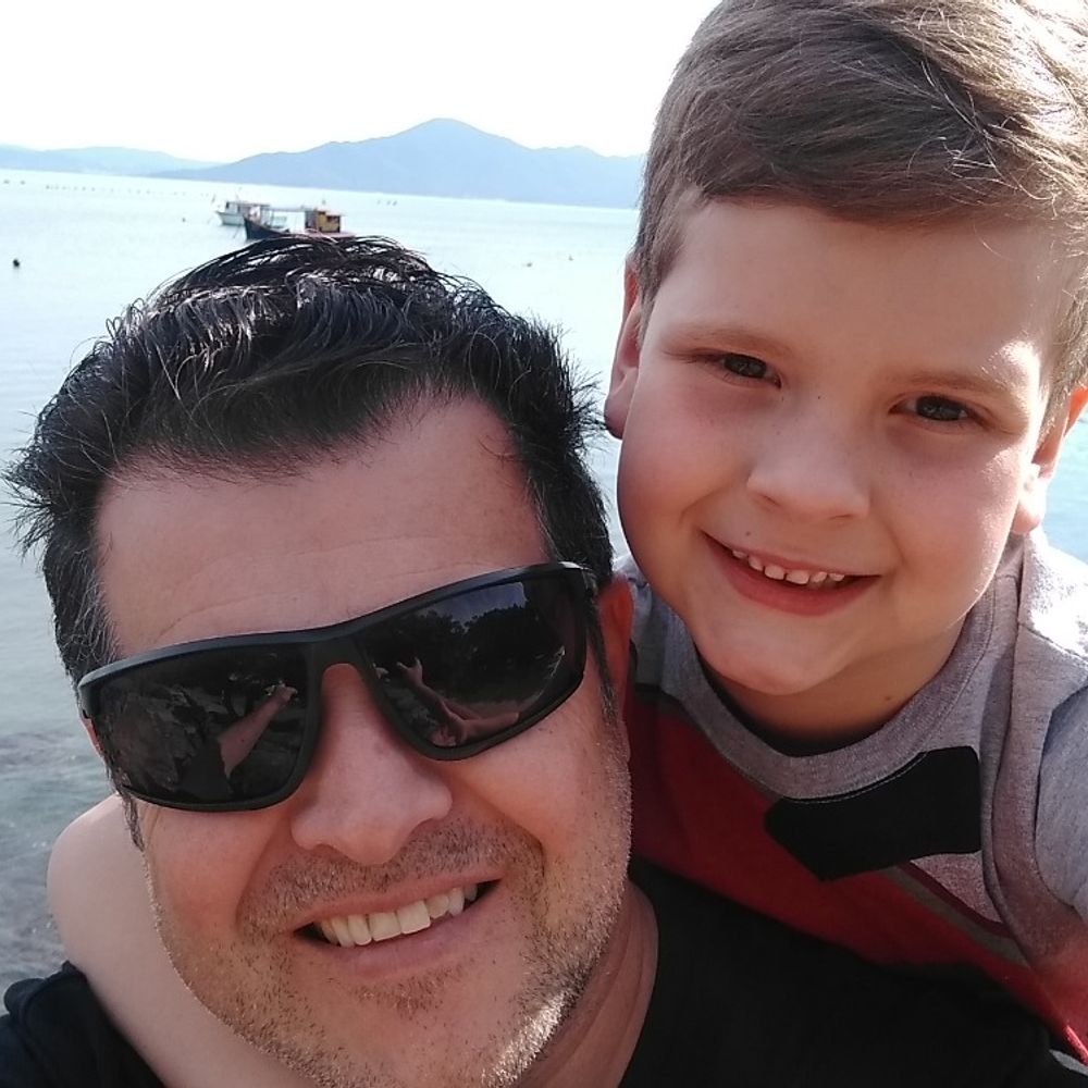 Ademir Müller Junior 🚩
