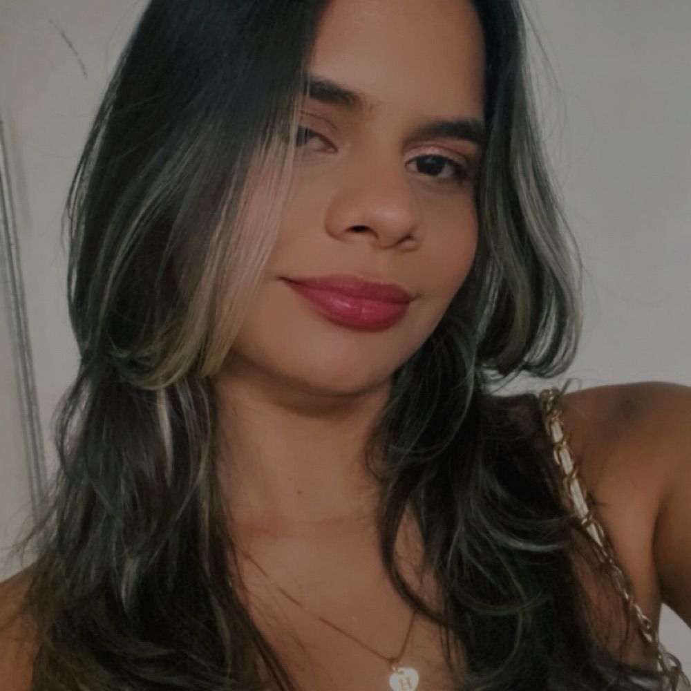 Laura Buarque