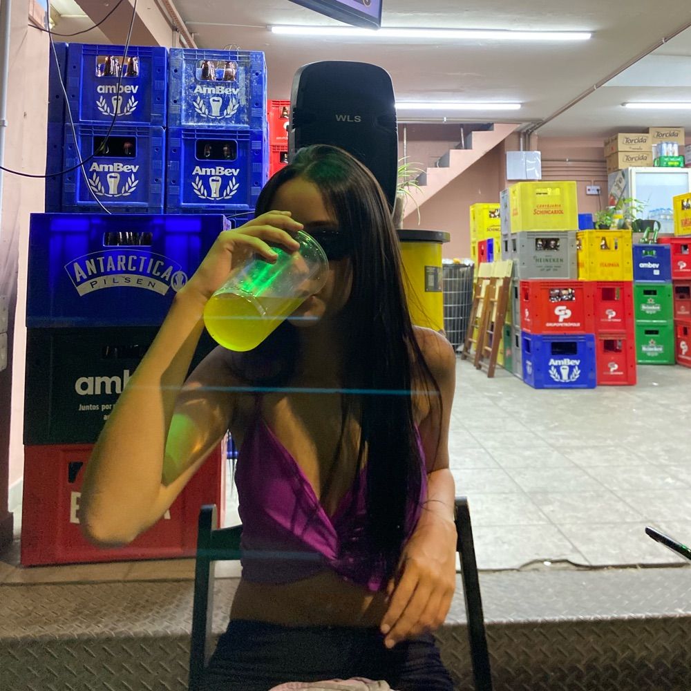 sasa fã do vino💗