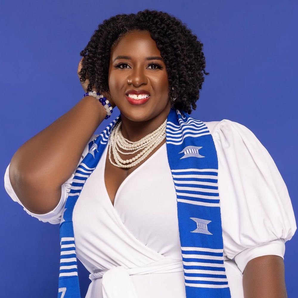 Jennifer L. Sharp | PR Pro & Content Creator