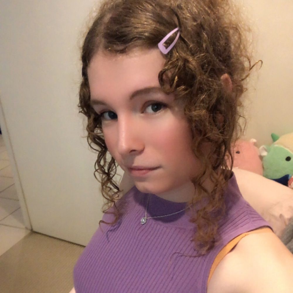 Ella (The LE1)