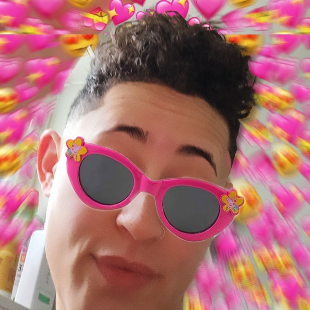 Your fav lesbian auntie