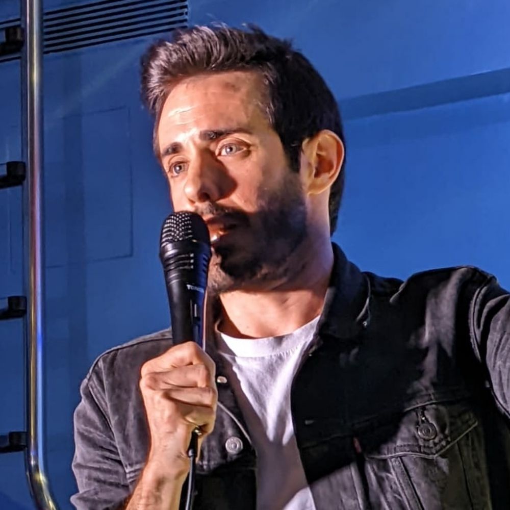 Adrián Martínez