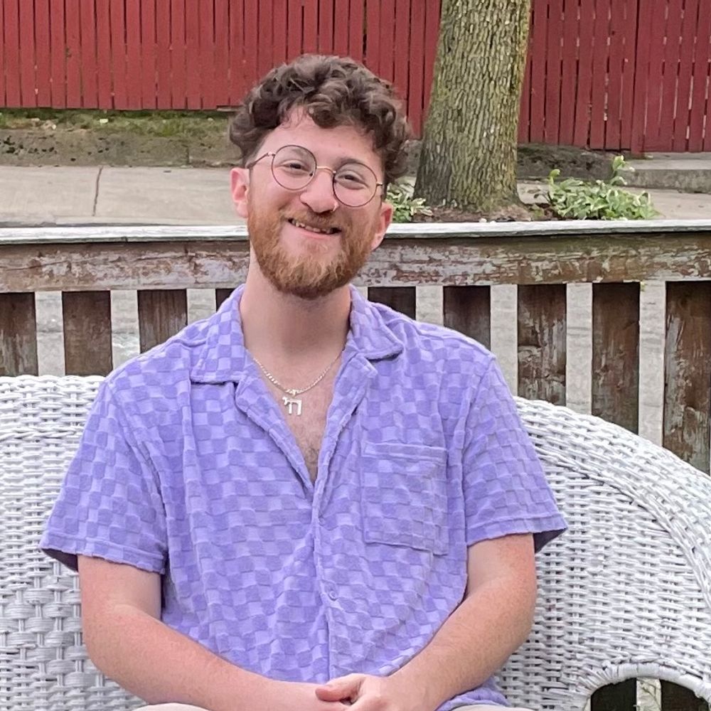 Dan E