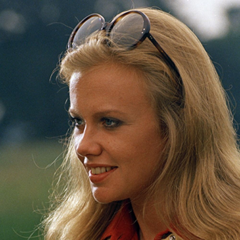 Hayley Mills Pics