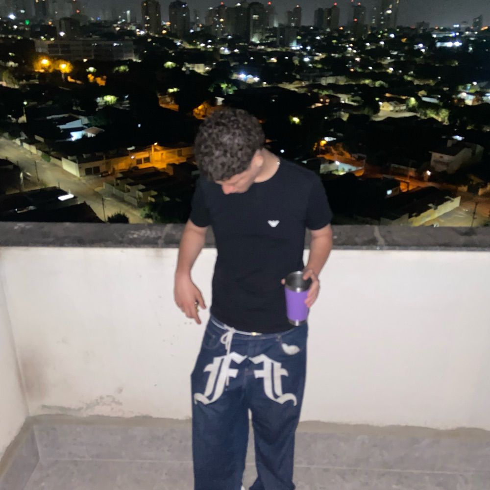 Tenta não julgar 