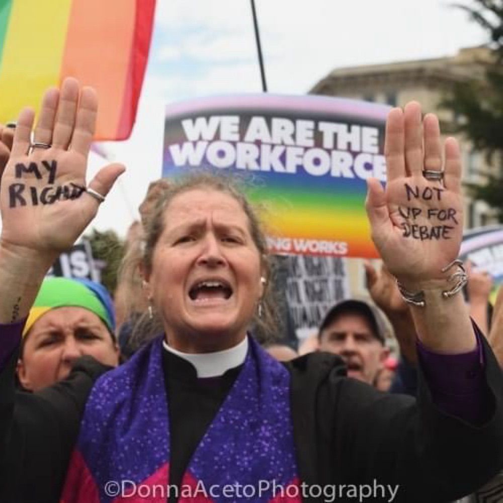 Rev. Wendy von Courter