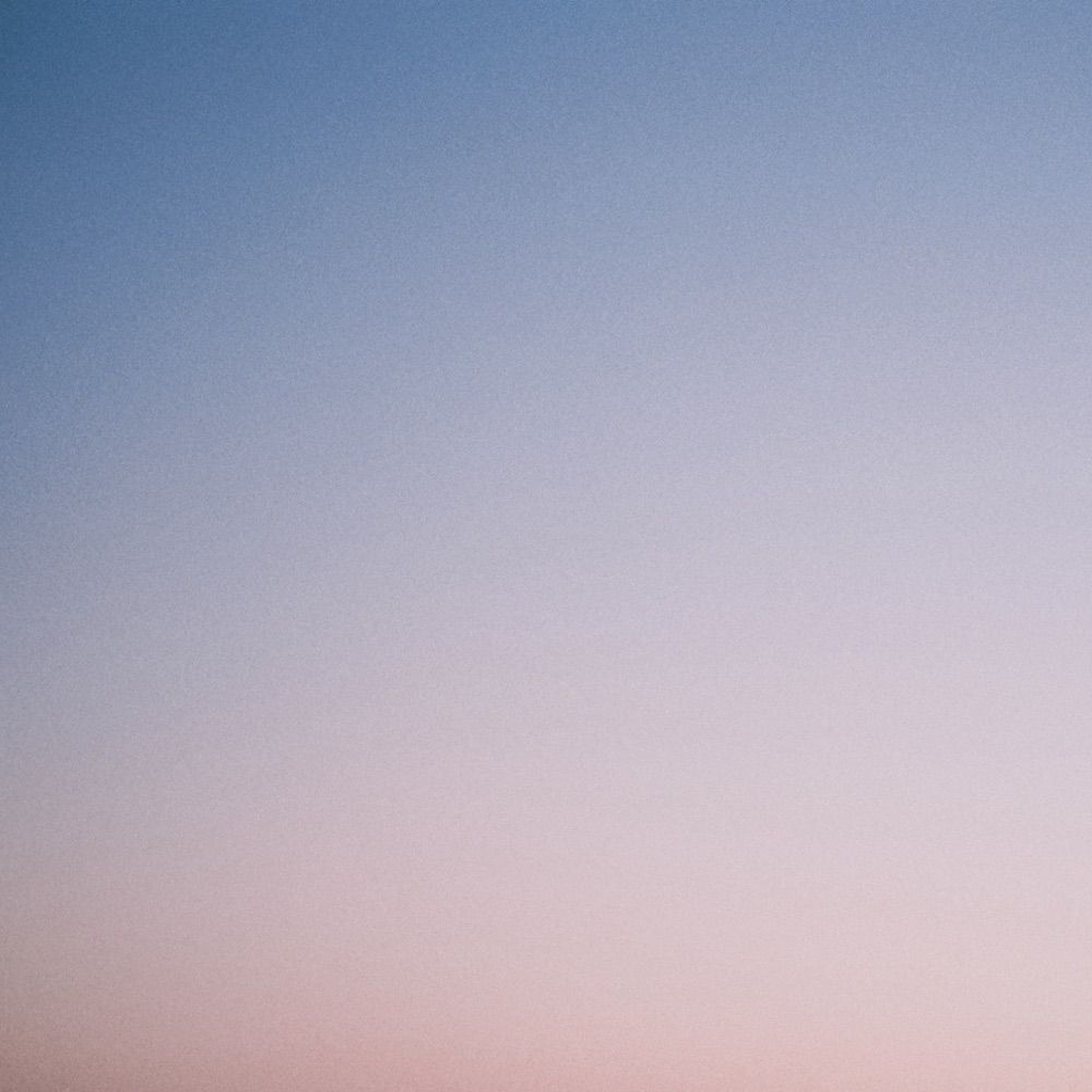 ・×・
