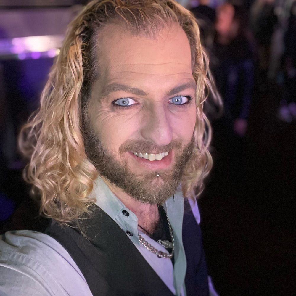 Krystian Lee St James