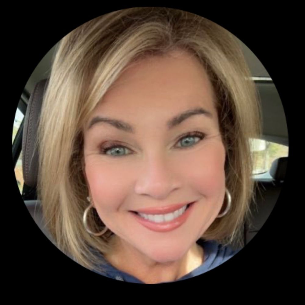 Shellie F Richards