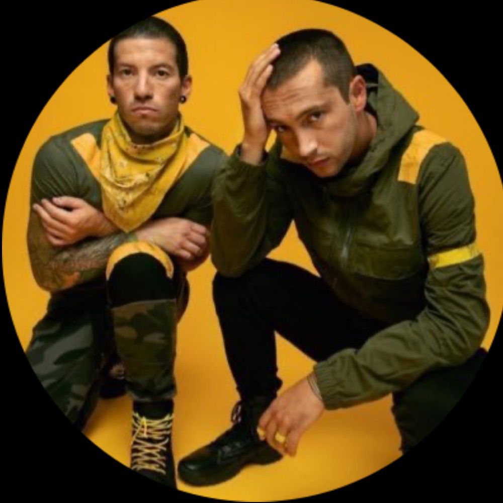 Sammy • The Pantaloon • |-/