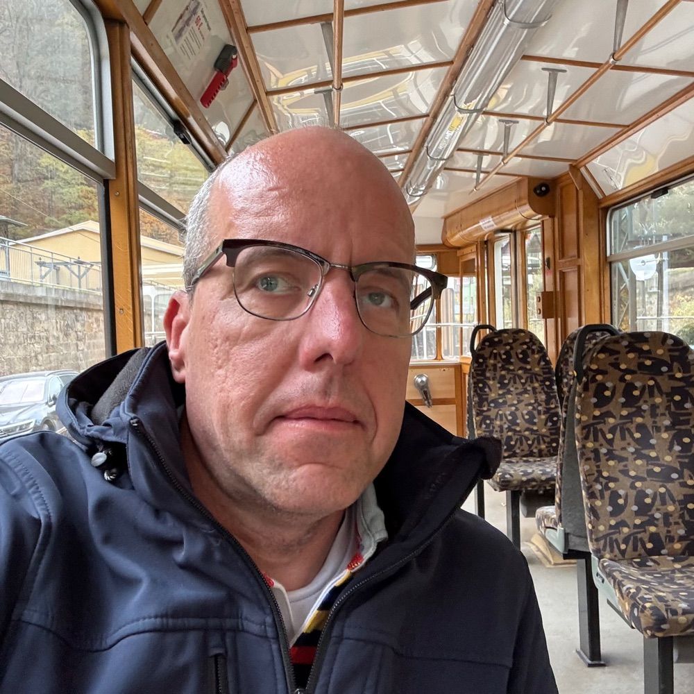 Traintravelemiel