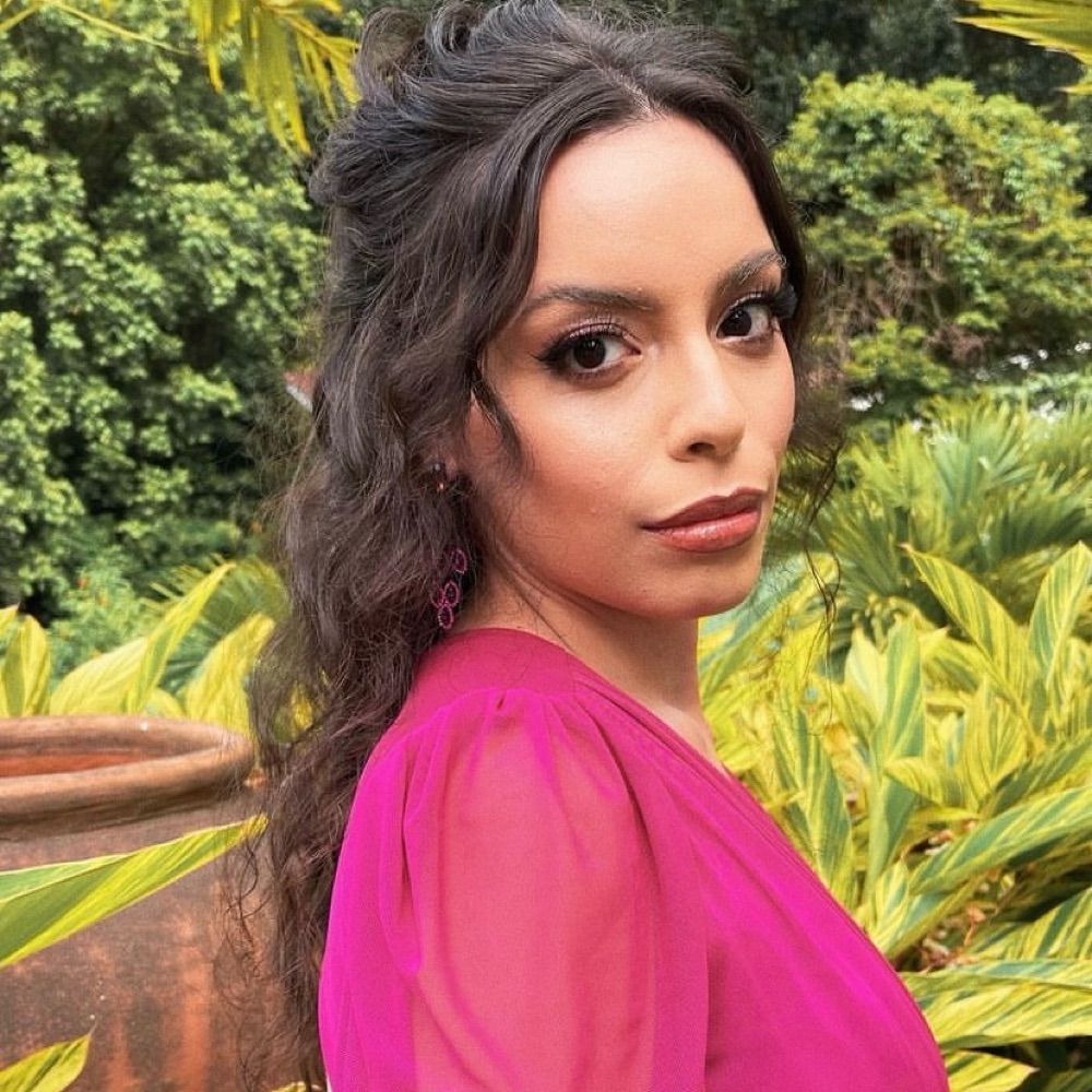 Thainá Campos Seriz