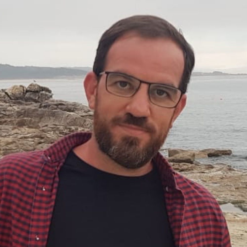 César G. Antón