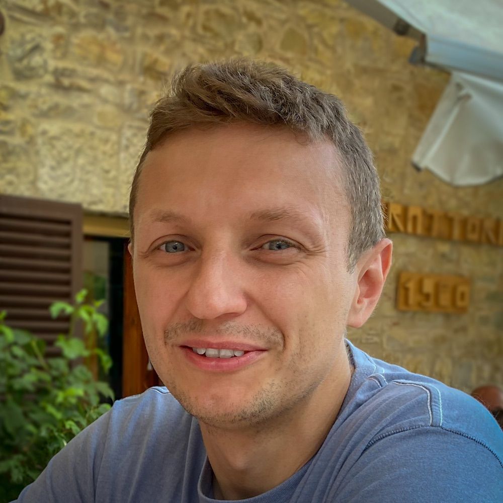 Maciej Bieniek
