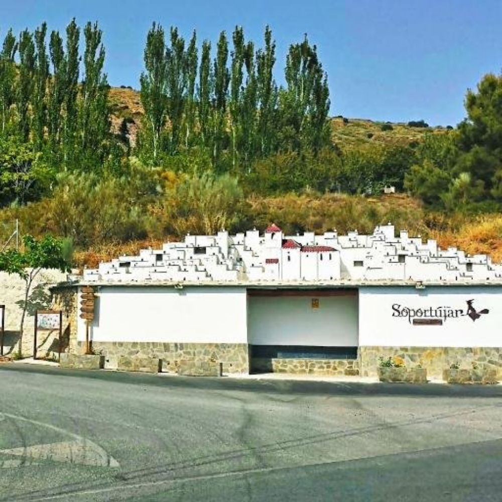 Soportújar, lugar de Embrujo