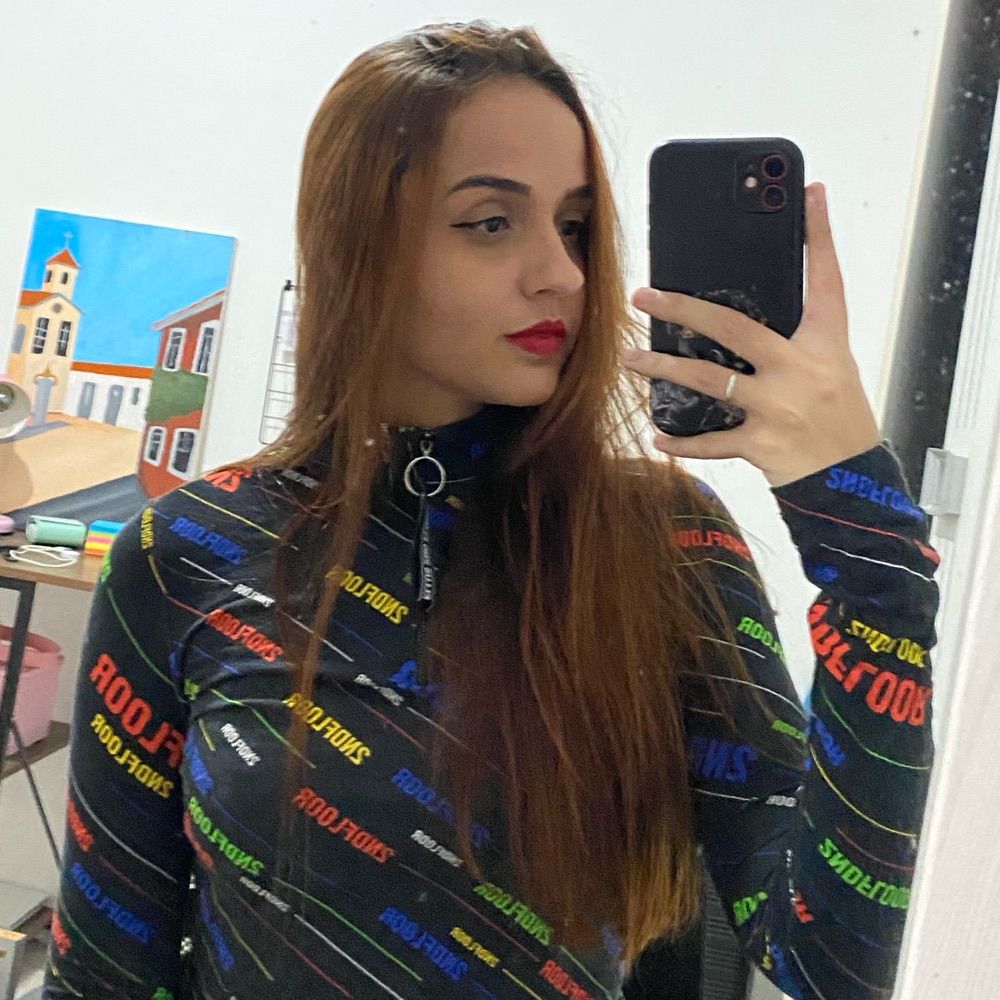 Carol Azevedo