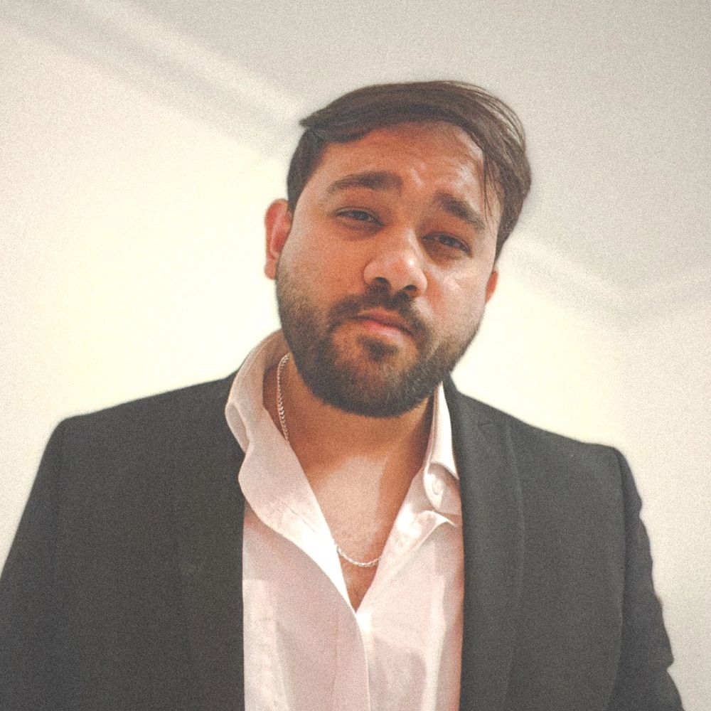 Aaron M Rebello