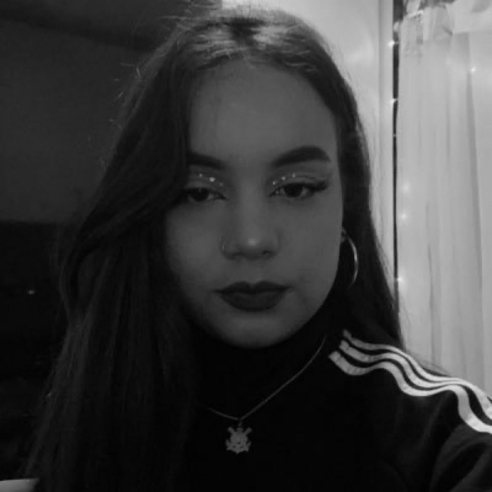 laurinha ☥