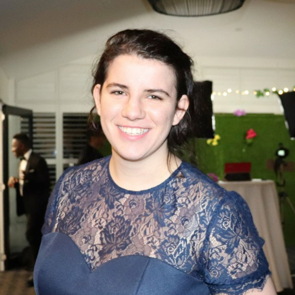 Hilary Gross Mackay