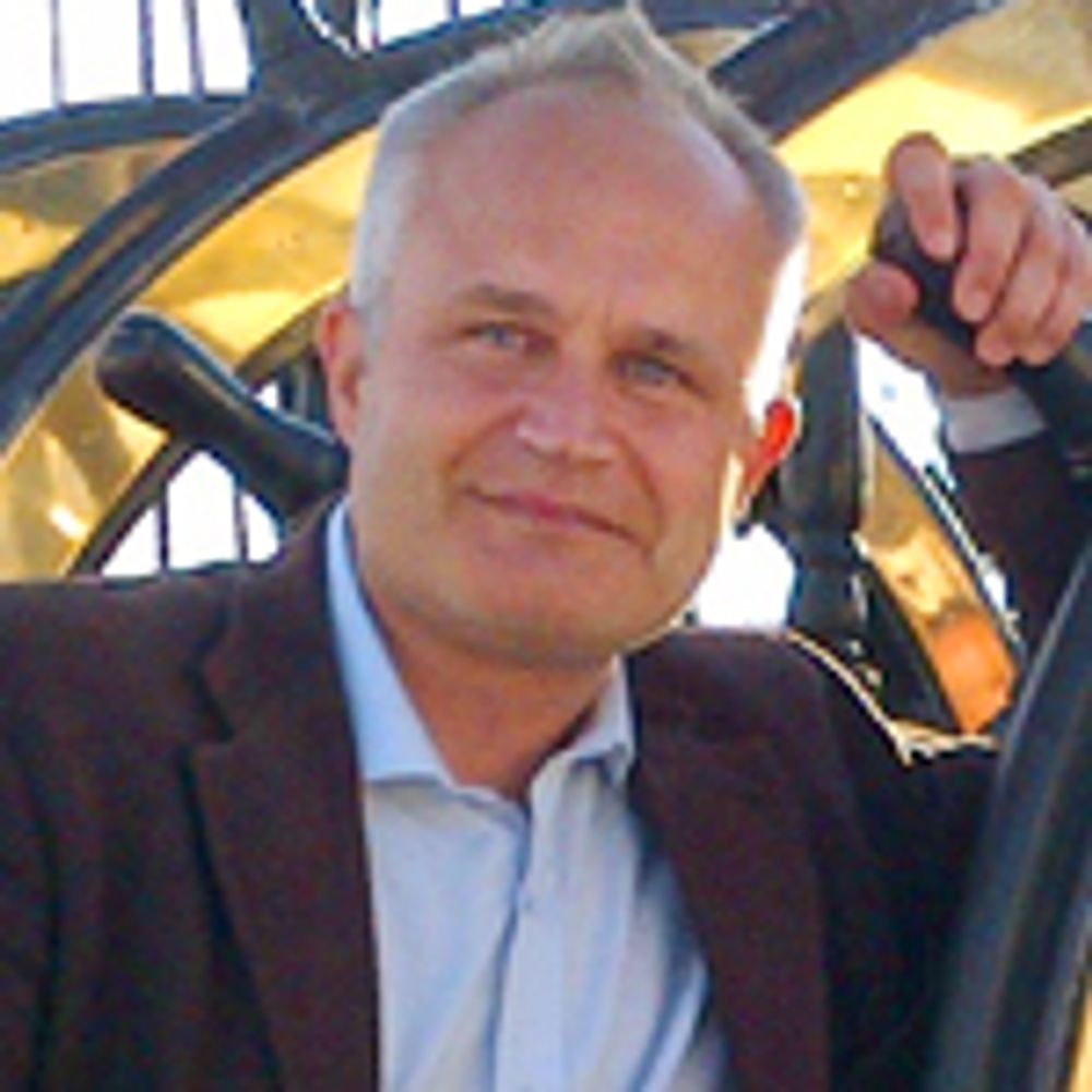 Prof Neal Hazel