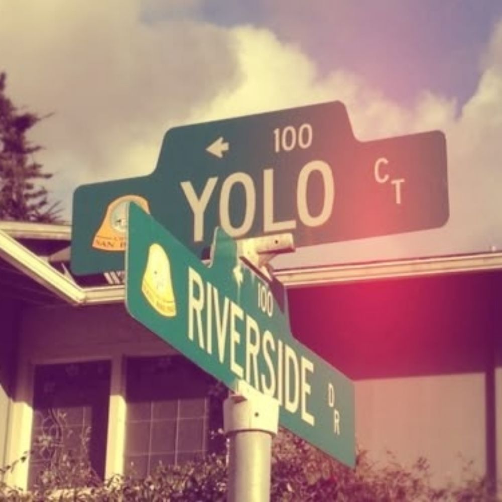 Jæ_a.k.a_yologirl