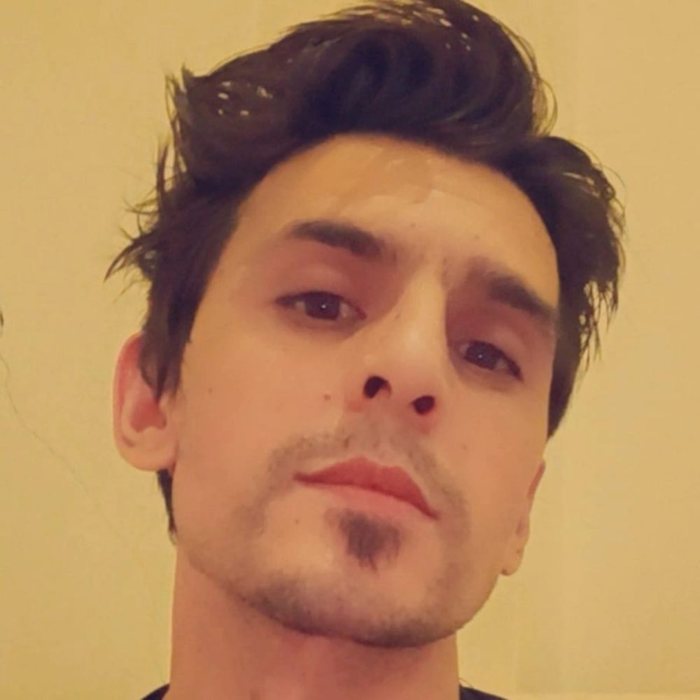 Ali