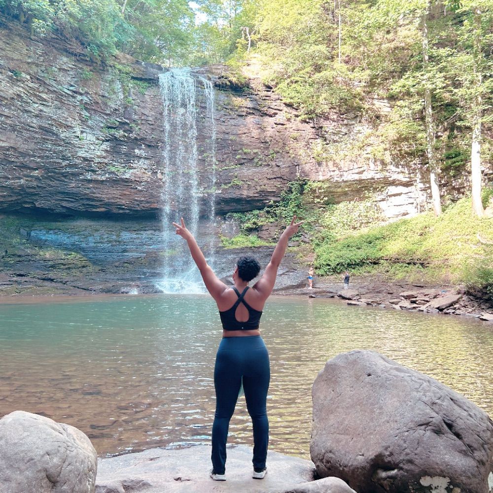 T🧘🏾‍♀️✨