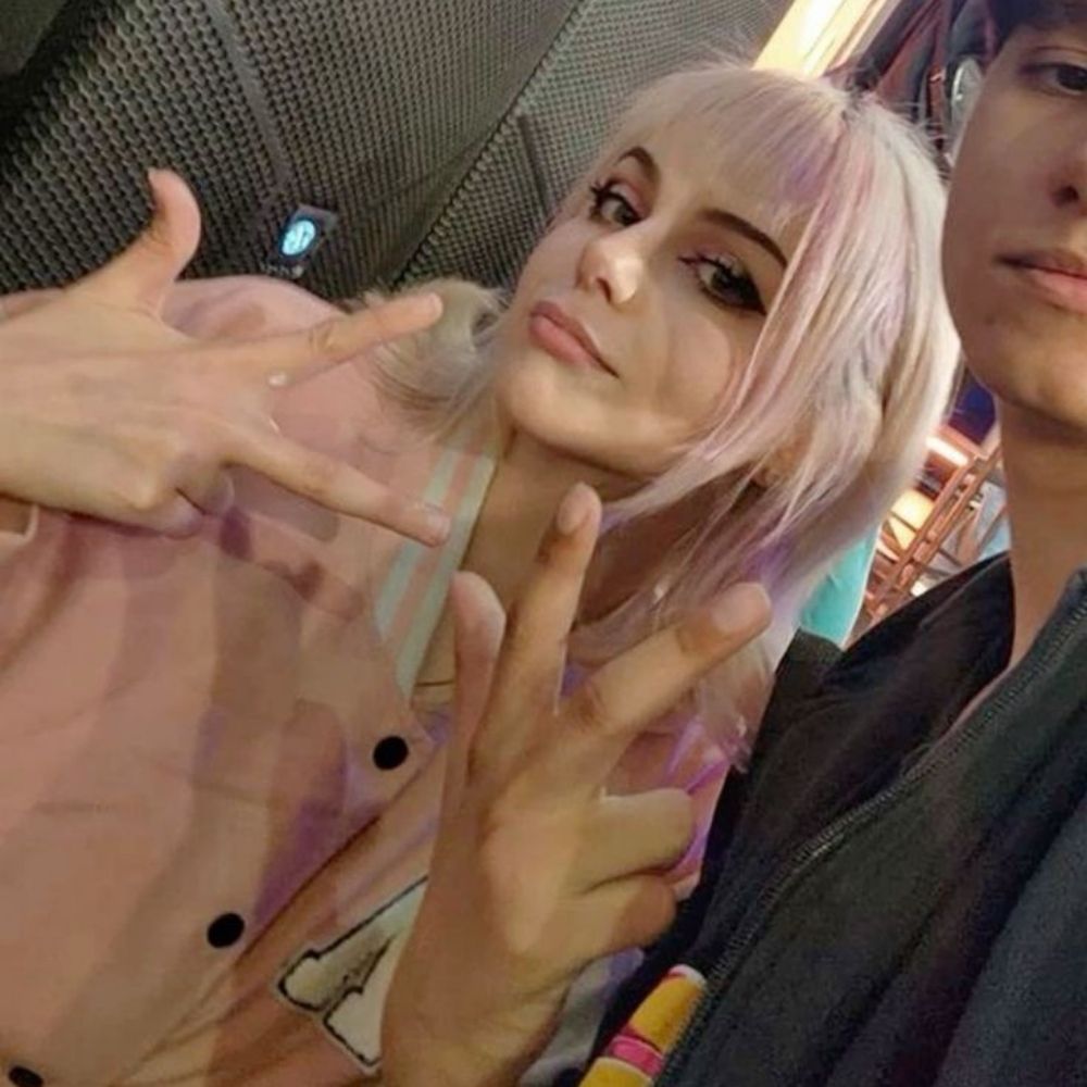  ♰ 