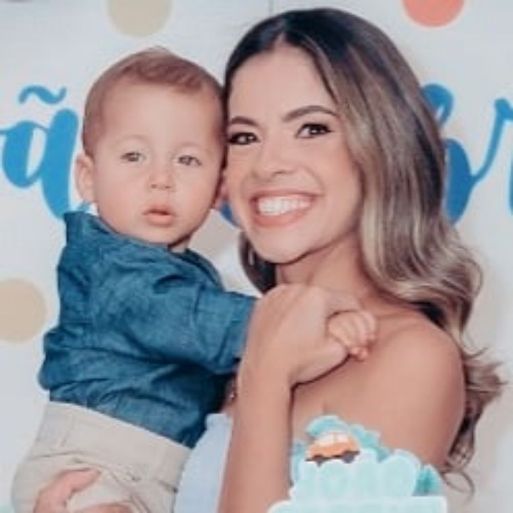 Aninha Carvalho 