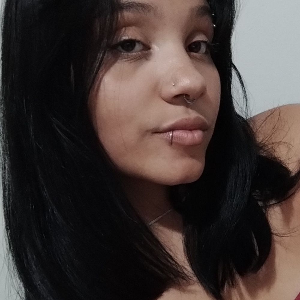 𝗘.