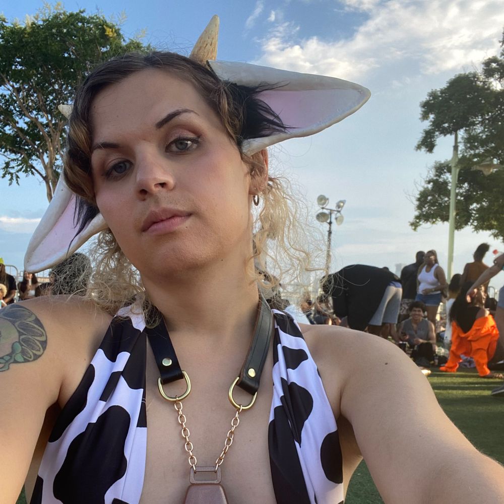 Leila Cow Edition