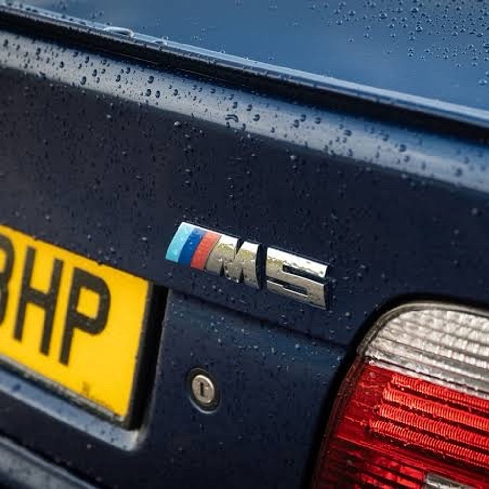 E39