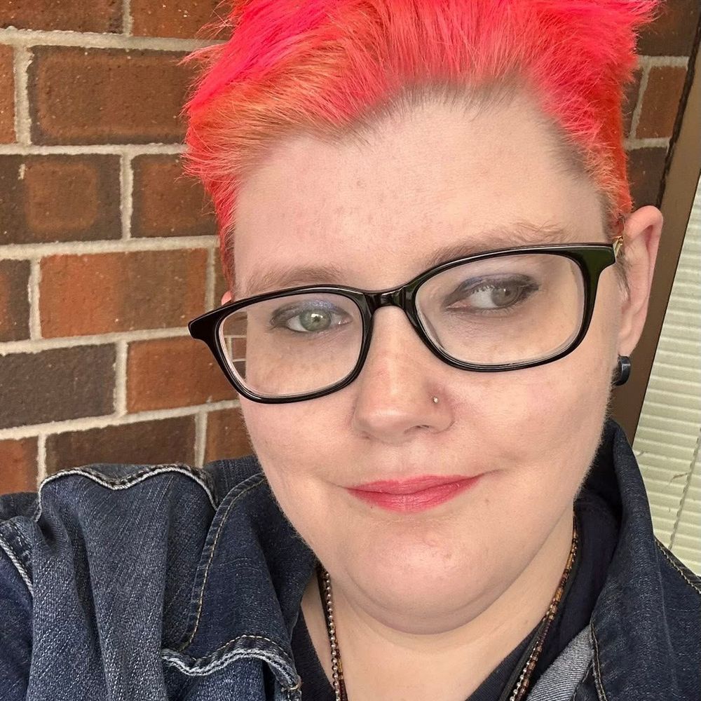 Hannah-Sky Waldron (she/they)