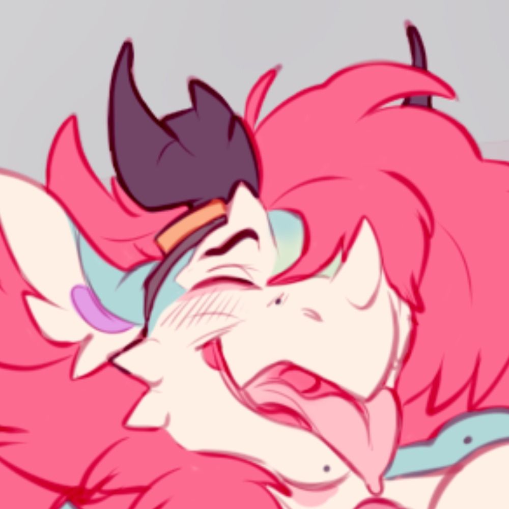 pink hungry dragoness💕💕