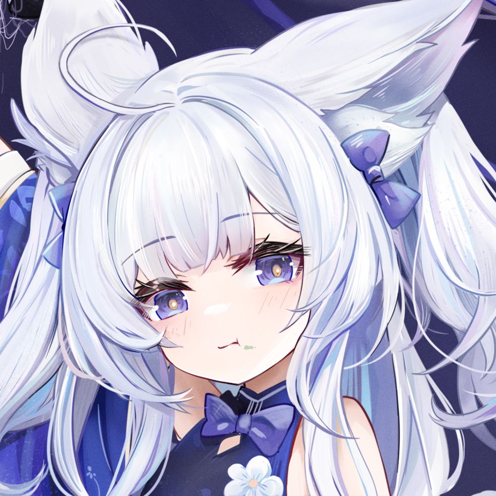 半尺月白