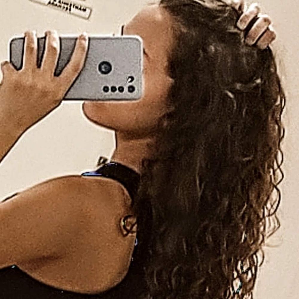 Letícia Lis