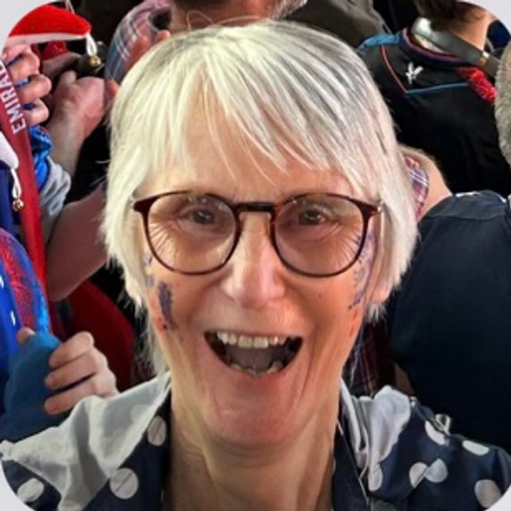 Lynne B