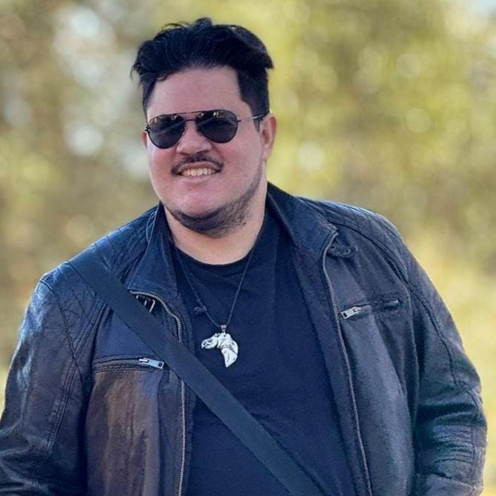 Alberto R.G