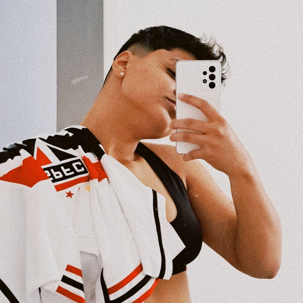 b. 🇾🇪